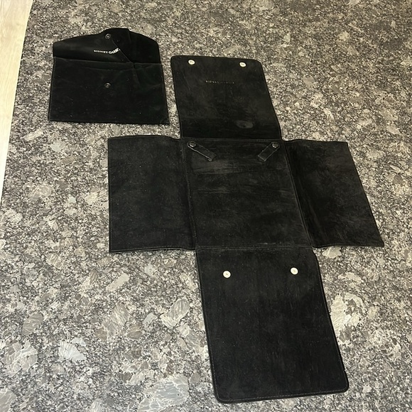 Sidney Garber Black Velvet Jewelry Necklace Snap 7.5” x 6” Presentation Pouch - Picture 1 of 9